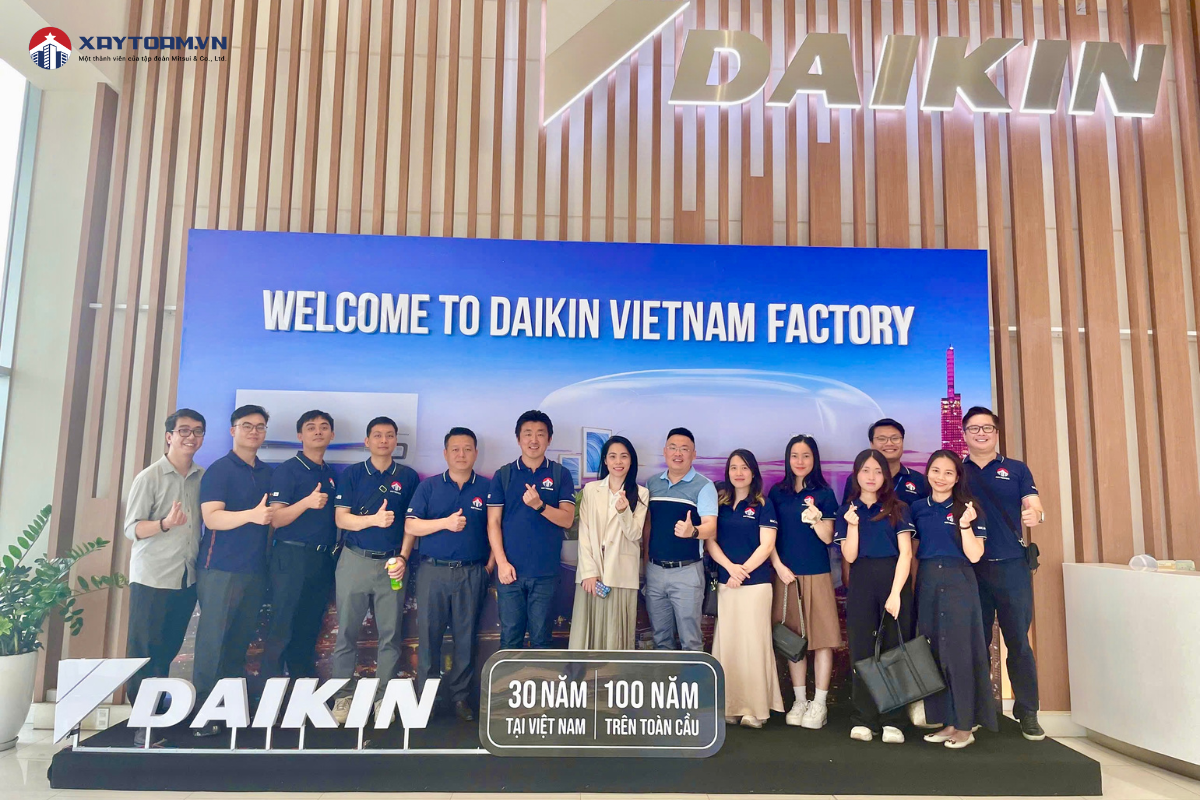 MVC & CO THAM QUAN NHÀ MÁY CÔNG NGHỆ CAO CỦA DAIKIN – KHÁM PHÁ CHUẨN MỰC SẢN XUẤT “CHUẨN NHẬT” TẠI VIỆT NAM