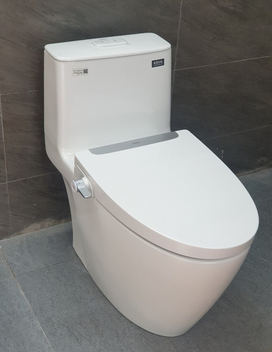 Thiết kế bồn cầu hạn chế các góc cạnh giúp vệ sinh dễ dàng hơn