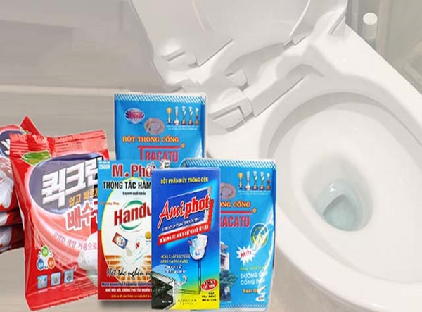 Cần đọc kỹ hướng dẫn sử dụng trước khi sử dụng hóa chất để thông bồn cầu bị nghẽn.