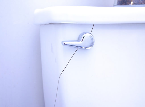 Cách xử lý bồn cầu không bơm nước do két nước bị nứt vỡ